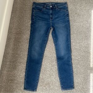 American Eagle High-Rise Jegging